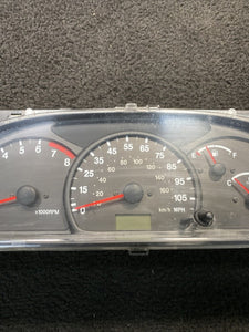 30020768 1999-2004 Chevrolet Tracker Speedometer Instrument Gauge Cluster OEM 30020768