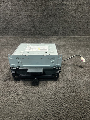 06700084910 2014 Maserati Quattroporte Radio CD Player Unit OEM 06700084910