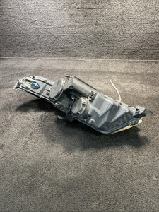 89008305 2002-2005 Saab 9-5 Valeo Headlight Assy Right Passenger HID Xenon OEM 89008305