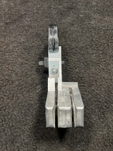 5A0E227 2023 BMW X1 Front Right Bumper Support Adaptor Bracket OEM 5A0E227