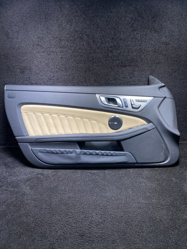 A1727200163 2012-2016 Mercedes SLK250 Front Left Door Panel Assembly OEM A1727200163