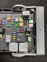 15092625 2007-2009 Chevrolet Yukon Denali Engine Fuse Box OEM 15092625