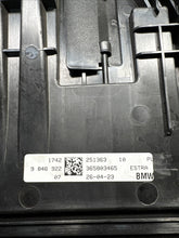 1742251363 2023 BMW X1 Engine Cooling Fan Assembly OEM 1742251363