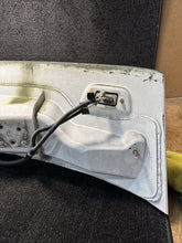 2019 Kenworth Construction T880 Roof Fairing Wind Deflector W/ Lights White