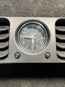 2002 Jaguar Vandenplas Center Dash Air Vent W/ Clock OEM LNF4315AA
