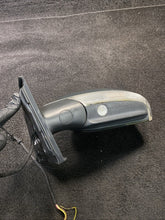 010714 2004-2007 Volkswagen Touareg Left Driver Door Power Side View Mirror OEM 010714