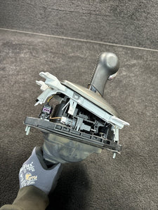 2014 Chevrolet Camaro 2SS Automatic Transmission Floor Gear Shifter OEM