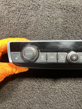 8V0820043D 2016 Audi A3 Ac Heater Climate Control Unit OEM 8V0820043D