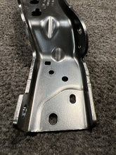 8737260 2023 BMW X1 Front Right Bumper Cover Brace Bracket OEM 8737260