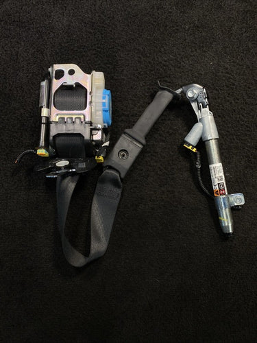 1036738-05-E 2016-2020 Tesla Model X Front 1st Row Seat Belt & Pretensioner OEM 1036738-05-E