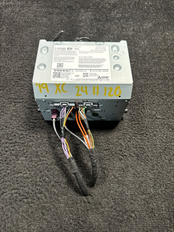 32247690 2019 Volvo XC90 Radio Receiver Am Fm Nav Head Unit OEM 32247690