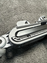 152811400D 2025 Tesla Model Y Left Side Front Or Rear Door Handle OEM 152811400D