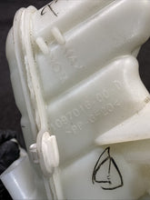 1097015-00-K 17-23 Tesla Model 3 Coolant Reservoir Expansion Tank Chiller Pump OEM 109701500K