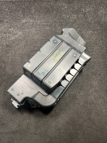 2281891 2017 Chevrolet Silverado 3500 Subwoofer Speaker OEM 2281891