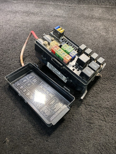 56021774 1997 Dodge Ram 1500 Fuse Relay Junction Box OEM 56021774
