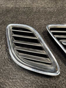 2002-2005 Saab 9-5 Front Bumper Grille Set of 3 OEM