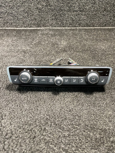 8V0820043Q 2017 Audi S3 Center Dash Climate Control Panel OEM 8V0820043Q