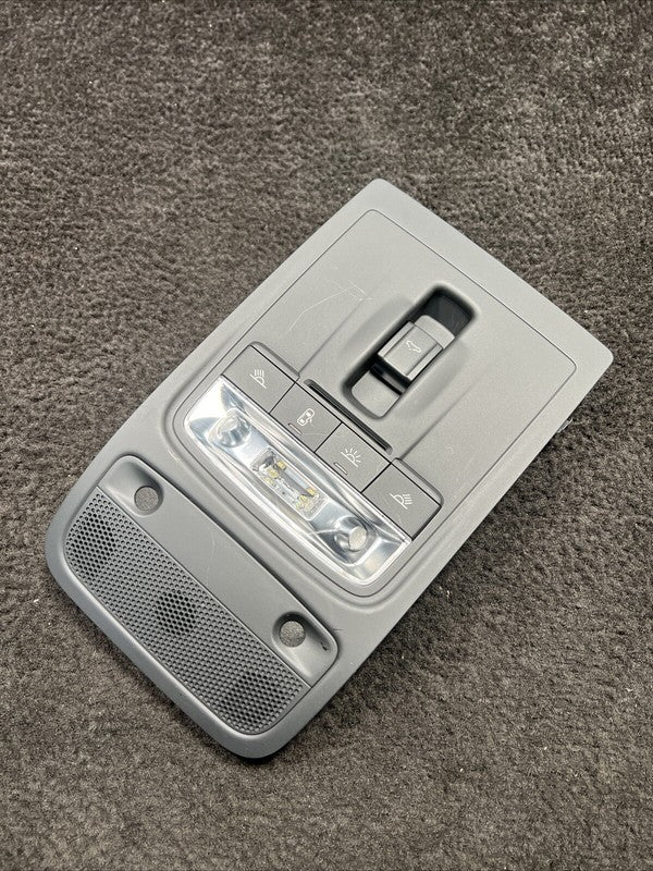 8V0947135L 2017 Audi A3 E-tron Front Overhead Dome Light OEM 8V0947135L