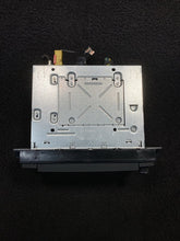 05064759AC 2009 Chrysler Town & Country Info Radio Unit Display Screen OEM 05064759AC