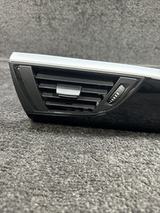 9205356 2017 BMW M240i F22 Dash A/C Air Vent W/ Trim OEM 9205356