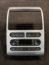 7T4318C612AH 2007 Ford Edge Radio Trim Bezel W/ Climate Control OEM 7T4318C612AH