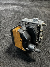 1X43-2M110-AE 2002-2004 Jaguar X-Type ABS Anti Lock Brake Pump OEM 1X43-2M110-AE