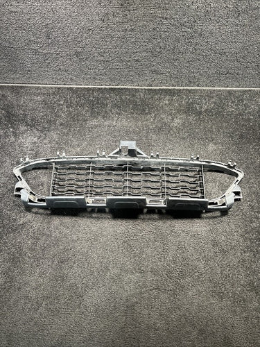 8057188 2016 BMW 335Xi GT Front Bumper Lower Grille OEM 8057188