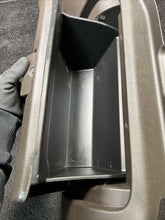 84428266 20 GMC Sierra 2500 Front Dash Lower Glove Box Storage OEM Walnut Brown 84428266
