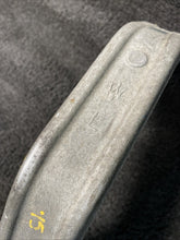 2015 Maserati Ghibli Front Left Spindle Knuckle Wheel Hub OEM 18k