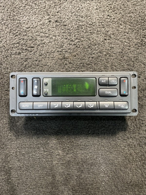 8L24-18C612-AA 06-10 Ford Explorer Heat AC Climate Temperature Control Panel OEM 8L24-18C612-AA