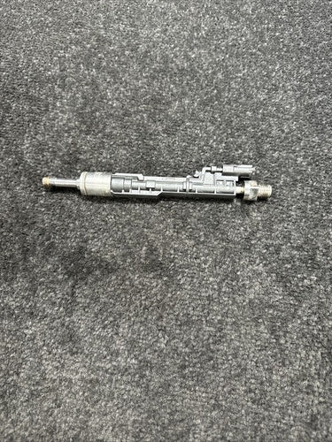 13648627842 2016 BMW X6M S63 Fuel Injectors OEM 13648627842