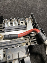 84095549 2017 GMC Sierra 2500 Denali Battery Power Distribution Tray OEM 84095549