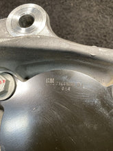 84169867 2022-2025 Cadillac CT5-V Front Right Passenger Spindle Knuckle Hub OEM 84169867