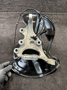 A2044202544 08-20 Mercedes SLK250 Front Left Spindle Knuckle Wheel Hub OEM A2044202544