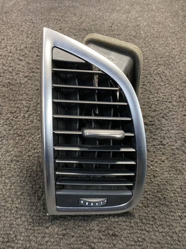 4L0820901 2007 Audi Q7 Left Side Dashboard HVAC Air Vent OEM 4L0820901