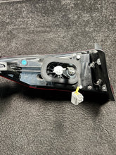 2017 Maserati Levante Right Side Taillight Lamp Assembly OEM