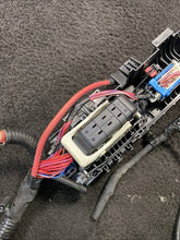 109440502D 16-20 Tesla Model X/S Front Frunk Fuse Relay Junction Box Unit OEM 1094405-02-D