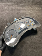 15085492 02-04 Chevrolet Trailblazer Instrument Gauge Cluster Speedometer OEM 15085492