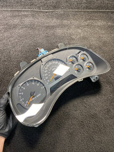 15085492 02-04 Chevrolet Trailblazer Instrument Gauge Cluster Speedometer OEM 15085492