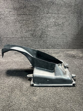 670004139 2017 Maserati Ghibli 3.0L Front Right Intercooler Duct Shroud OEM 670004139