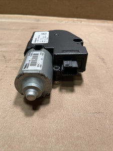 1734174A 2016 BMW X6M Sun Roof Motor OEM 1734174A