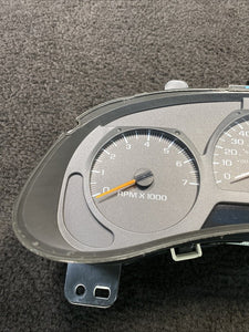 15085492 02-04 Chevrolet Trailblazer Instrument Gauge Cluster Speedometer OEM 15085492