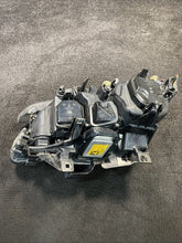 1ZS009044-44 06-08 BMW 750/760 Right Hand Passenger Xenon Headlight Adaptive OEM 1ZS009044-44