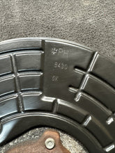 2017 Maserati Levante Rear Right Spindle Knuckle Wheel Hub OEM