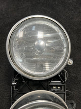 2002 Jaguar Vandenplas Left Side Headlight Lamp Halogen OEM