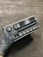05064354AJ 2002-2005 Dodge Neon Radio Stereo CD Player Receiver OEM 05064354AJ