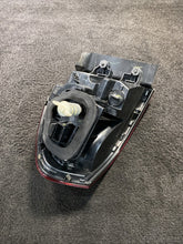 561945208B 2016-2019 Volkswagen Passat Rear Right Passenger Tail Light Lamp OEM 561945208B