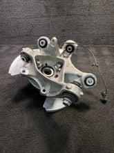 1044411-00-F 17-23 Tesla Model 3 Rear Left Knuckle Spindle Hub & Dust Shield OEM 1044411-00-F