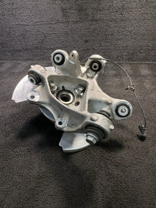 1044411-00-F 17-23 Tesla Model 3 Rear Left Knuckle Spindle Hub & Dust Shield OEM 1044411-00-F