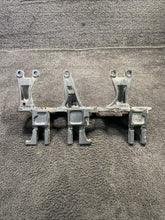 2052195 2019 Kenworth T880 Paccar EGR Bracket OEM 2052195